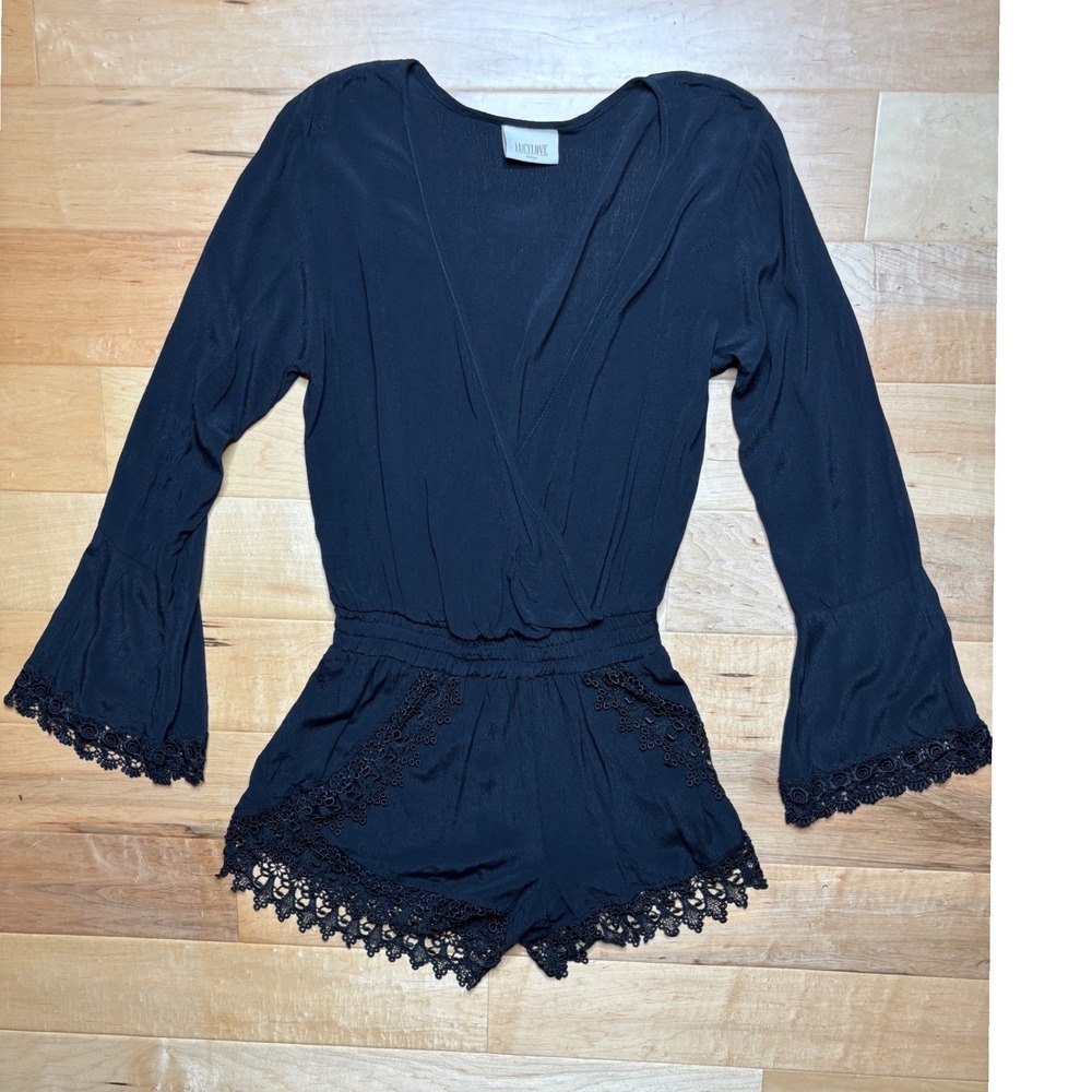 Lucy Love Romper Women L Black Long Sleeve Lacy Crochet Trim Boho Bell Sleeve